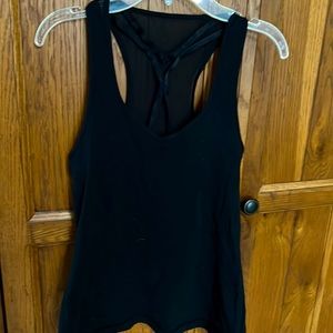 Lululemon workout tank-black size 2